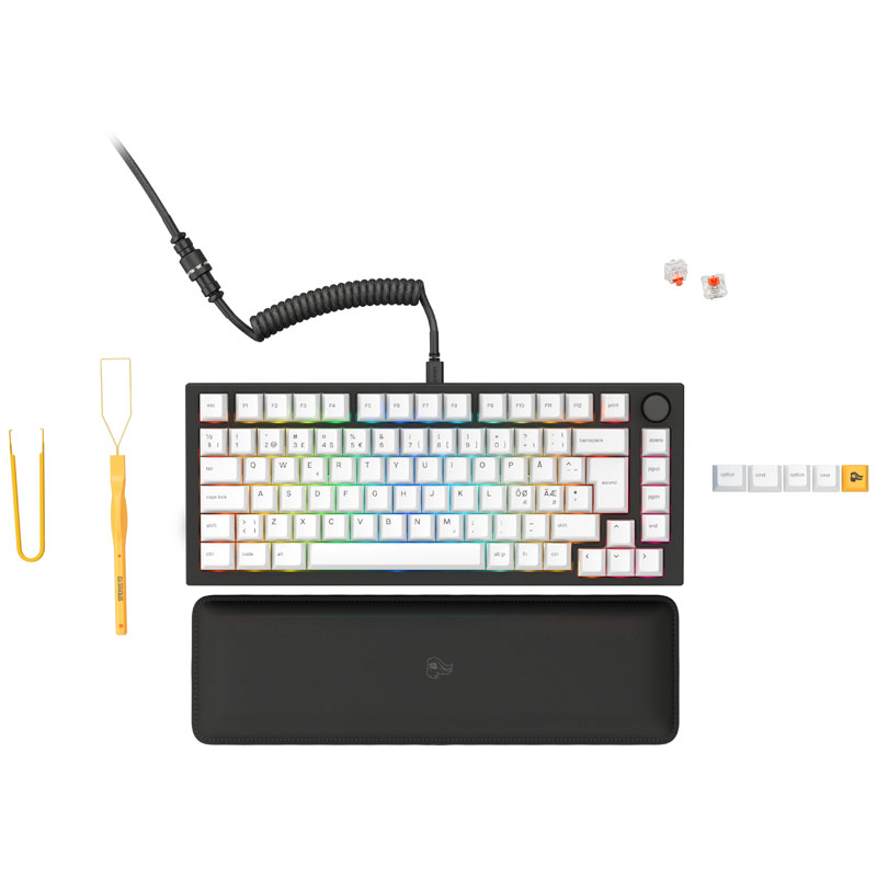 GMMK Pro Pre-Built: Whats in the Box?