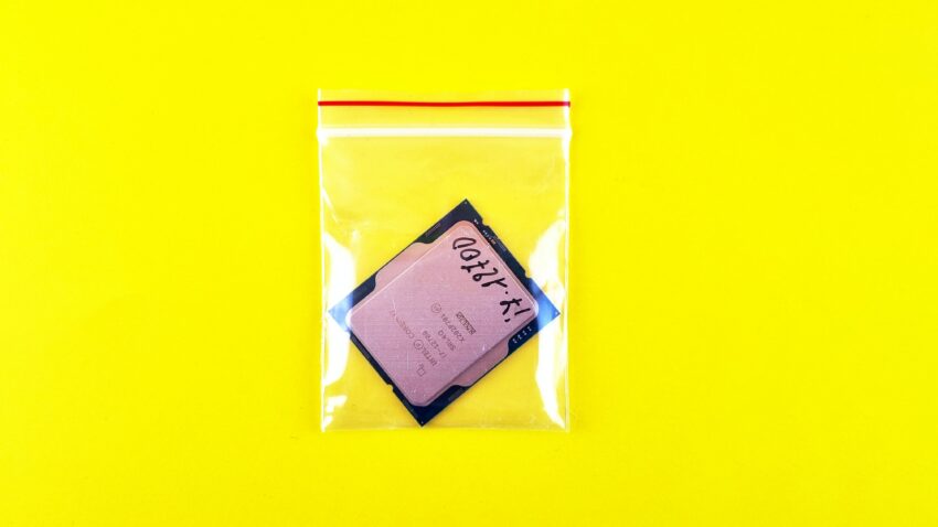 Intel-Prozessor in Plastikverpackung