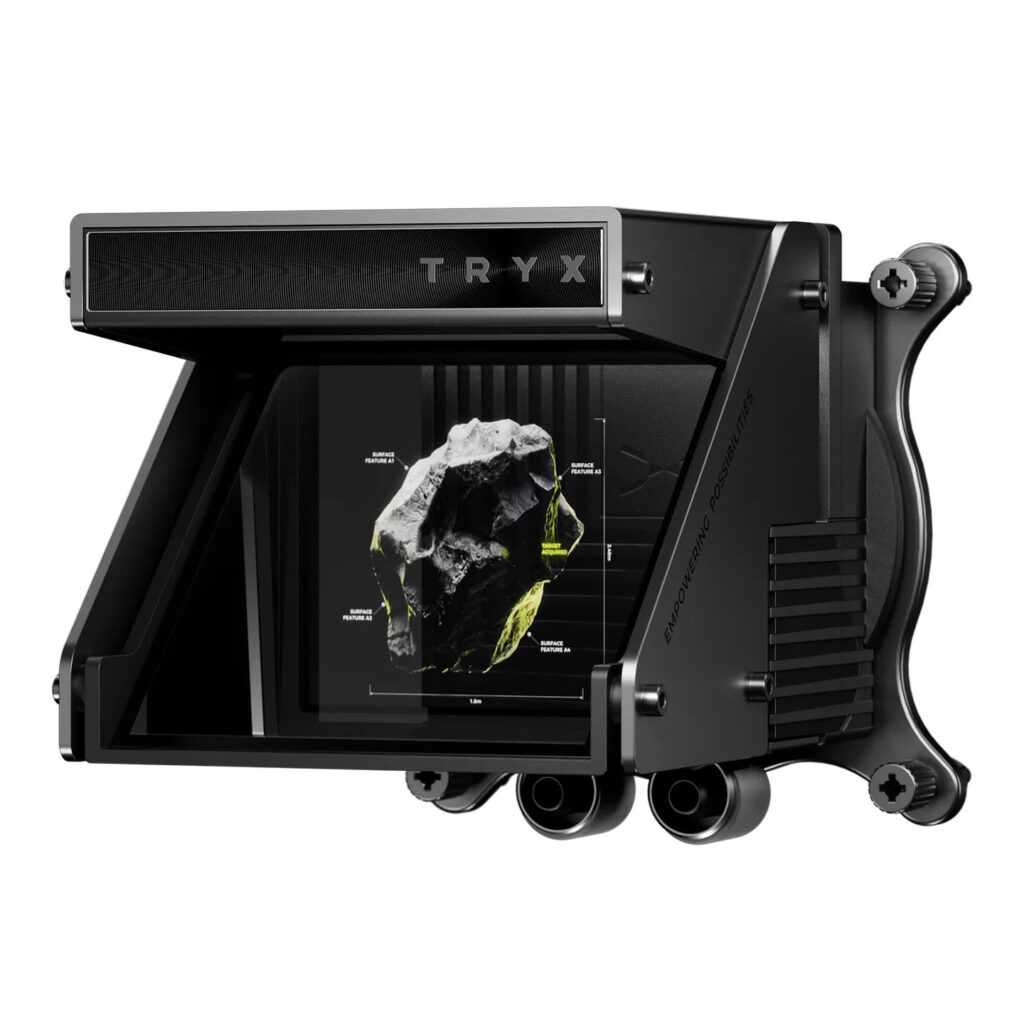 TRYX HOLO Display von der Aio