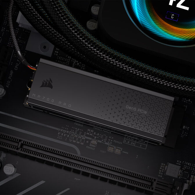 Corsair MP700 Pro NVMe SSD, PCIe 5.0 M.2 Type 2280 - 1 TB with heatsink image number 5