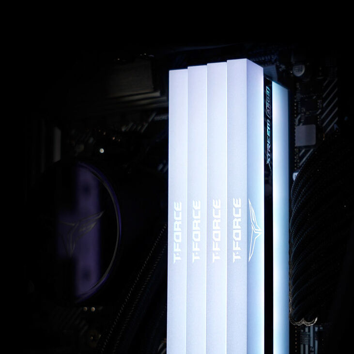 Team Group T-Force Xtreem ARGB, DDR4-3200, CL14 - 16 GB Dual Kit, weiß image number 7