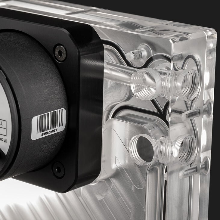 EK Water Blocks EK-Quantum Kinetic3 FLT D5 PWM Reservoir-Pump Combo - 360mm, D-RGB, Acrylic image number 3