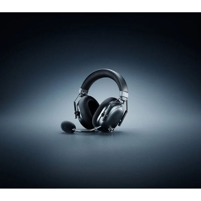 Razer BlackShark V3 Wireless Gaming Headset, Hyperspeed Gen-2, TriForce Driver - Black image number 4