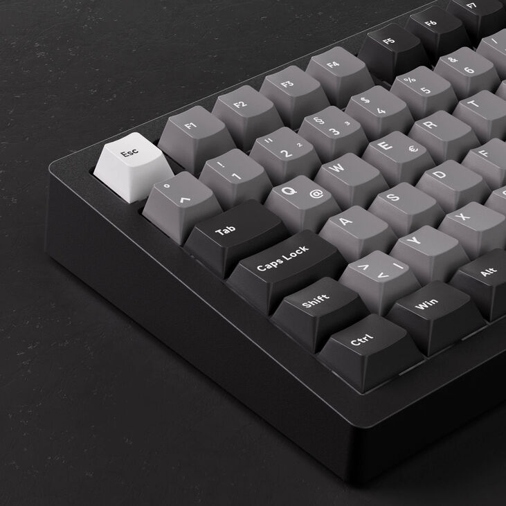 Akko MonsGeek M1 V5 VIA Gaming Keyboard, 75%, RGB, ISO-DE/UK/Nordic Layout - Black / Silver, V3 Creamy Purple Pro Switches image number 7