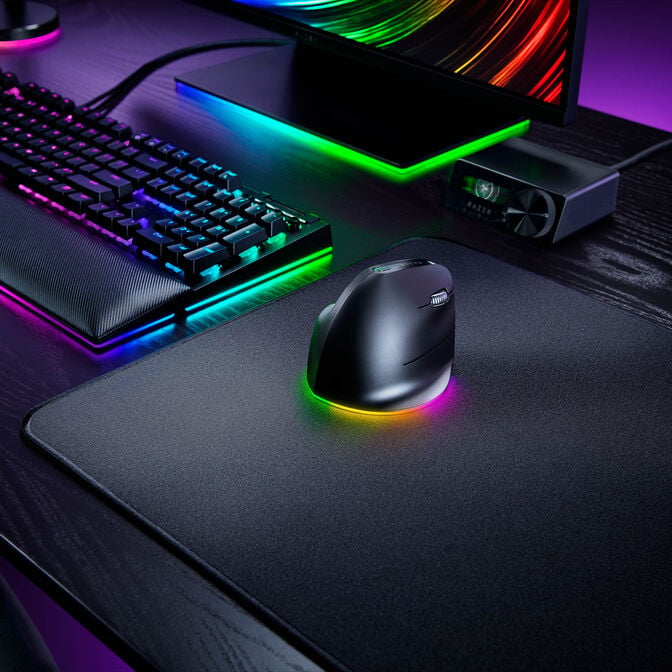 Razer Pro Click V2 Wireless Gaming Mouse, RGB - Vertical Edition image number 5