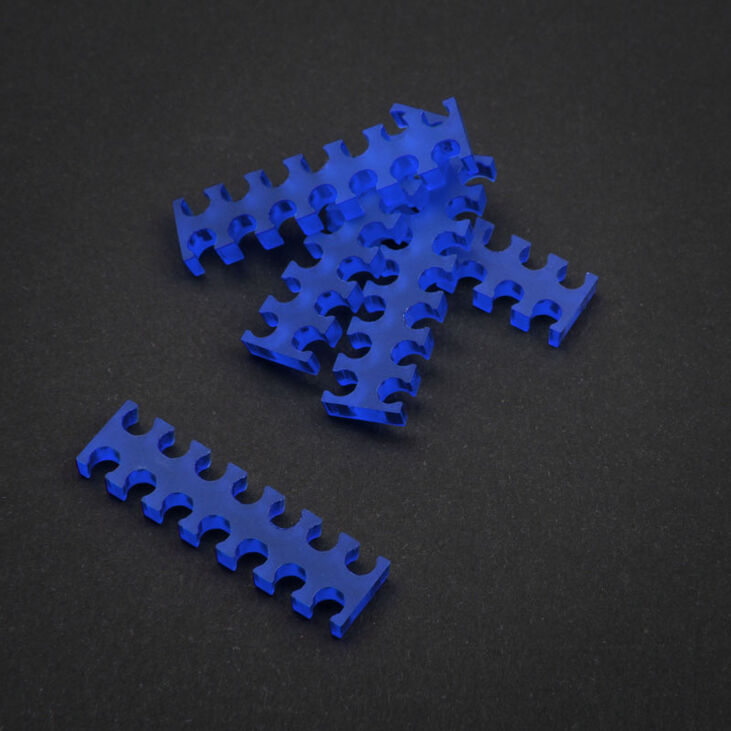 King Mod Service 14-Slot Kabelkamm 3mm klein - blau - 5er Set image number 0