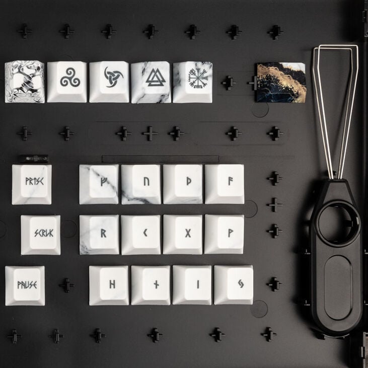Traitors ETERNITY Keycap Set, PBT - US image number 2