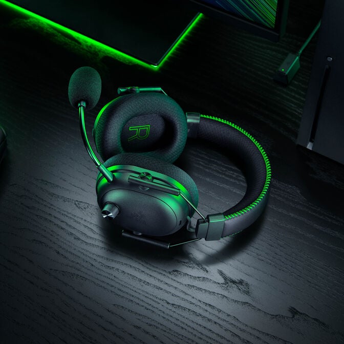 Razer BlackShark V3 Pro Gaming Headset, for Xbox - black image number 5