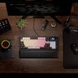 Corsair VANGUARD 96 Gaming-Tastatur, mechanisch, RGB, 8.000 Hz - MLX Plasma Switches, ISO (DE), schwarz/wei&szlig; image number null