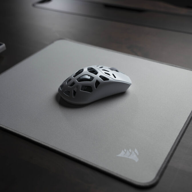 CORSAIR MM Gaming-Mauspad, Stoffoberfl&auml;che, Anti-Fray-Kanten - grau, M image number 3
