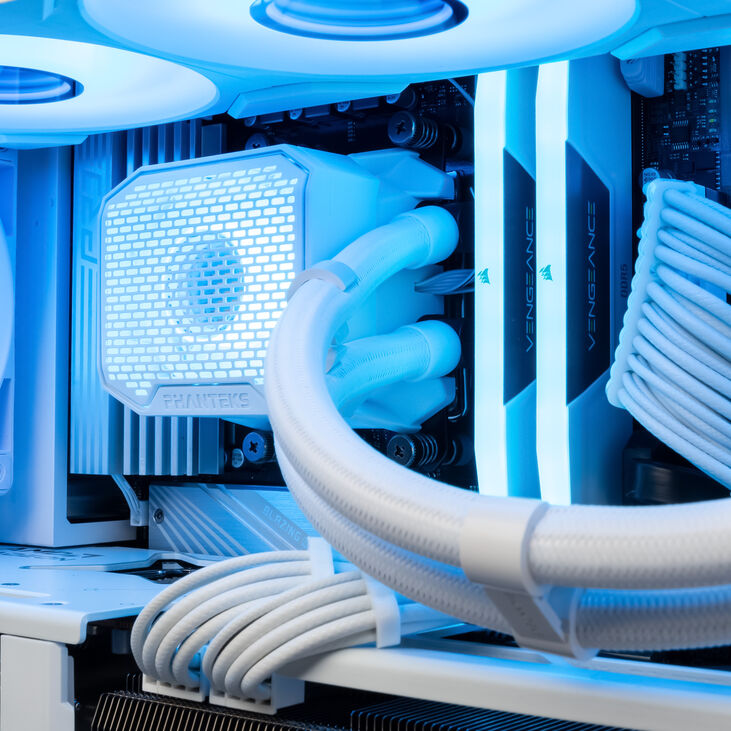 Gaming PC Icebreaker, AMD Ryzen 5 9600X, RX 9070XT - Pre-built PC image number 5