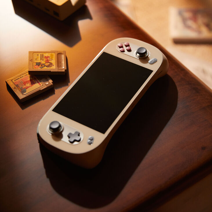 Ayaneo 2S Handheld Konsole – 32 GB LPDDR5X, 2 TB SSD, Retro Power image number 12