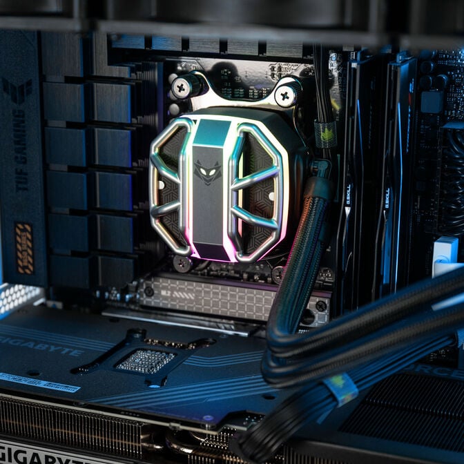Gaming PC, AMD Ryzen 7 9800X3D, 64 GB RAM, GeForce RTX 5070 Ti - King Deal image number 4