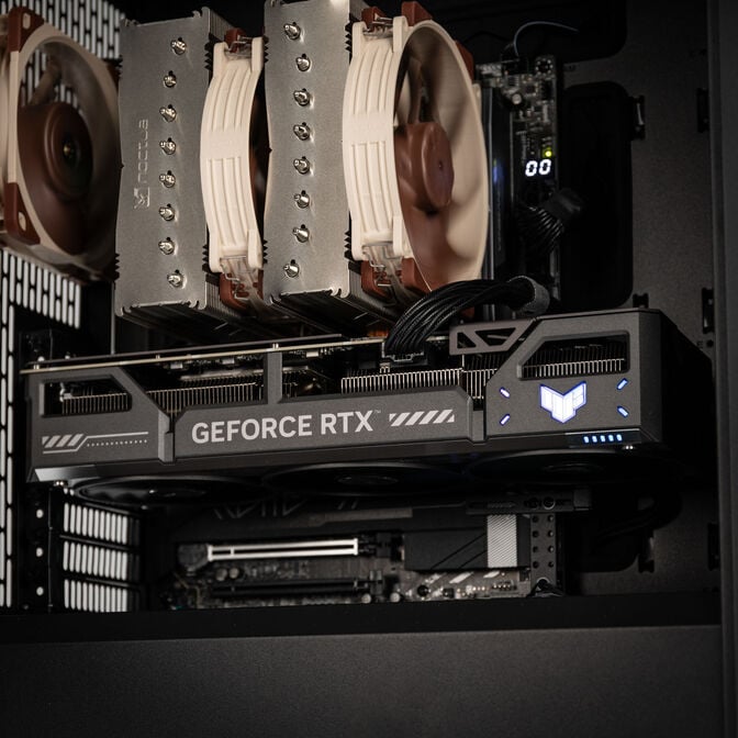 Gaming PC, AMD Ryzen 7 9800X3D, 64 GB RAM, GeForce RTX 5070 Ti - King Deal image number 5