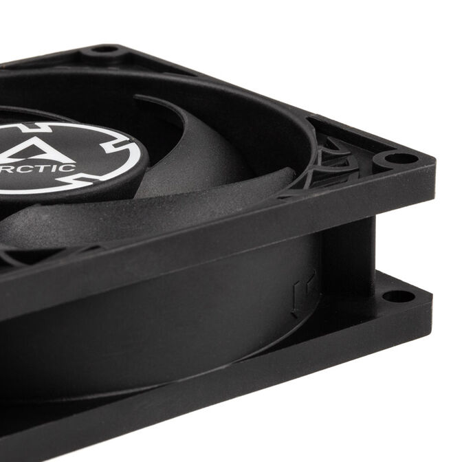 Arctic P8 PWM PST fan, black - 80 mm image number 2