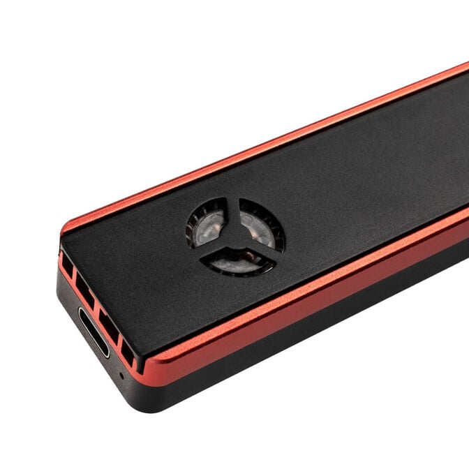 Akasa Vegas SSD Mate, M.2 SATA/NVMe SSD to USB3.2 Gen2 image number 3