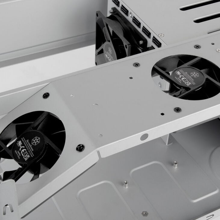 SilverStone SST-CS351B SAS-12G-/SATA-6G-NAS-Gehäuse mit 5 Einschüben image number 7