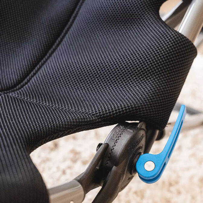 Playseat Challenge X Racing Chair, Logitech G Edition - black image number 5