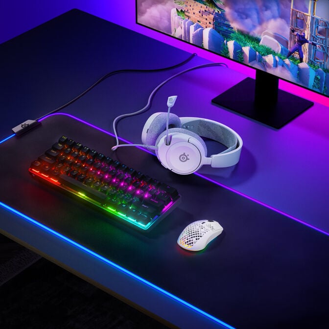 SteelSeries Arctis Nova 1 Gaming Headset - white image number 3