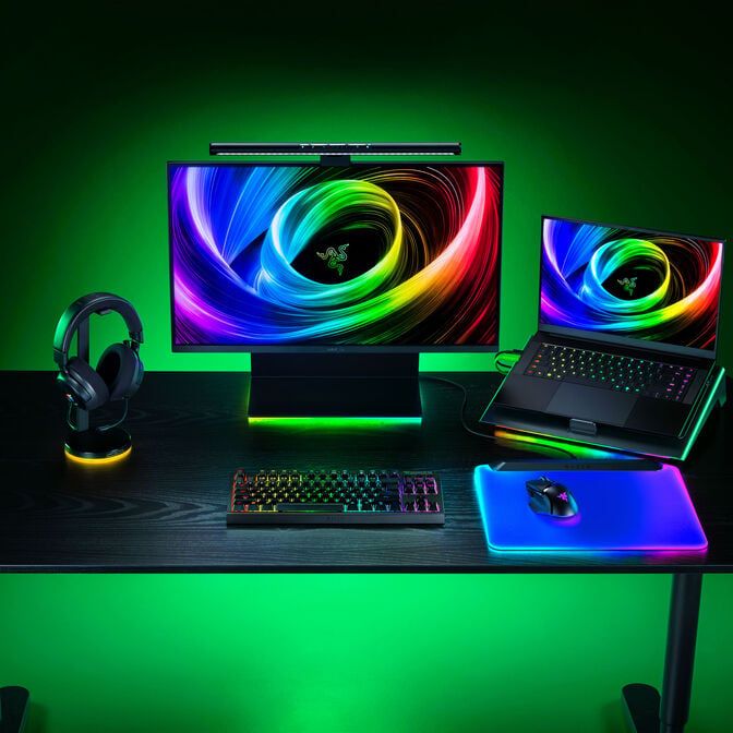 Razer BlackWidow V4 Tenkeyless HyperSpeed Wireless Gaming Keyboard, RGB - Orange Tactile Switches, ISO (DE) image number 9