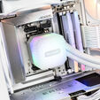 Gaming PC Frostflare, AMD Ryzen 7 9800X3D, GeForce RTX 5070 ti image number null