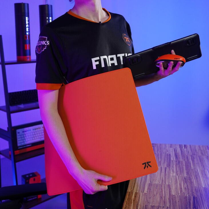 Fnatic DASH V2 MAX L, Sunset Orange image number 2