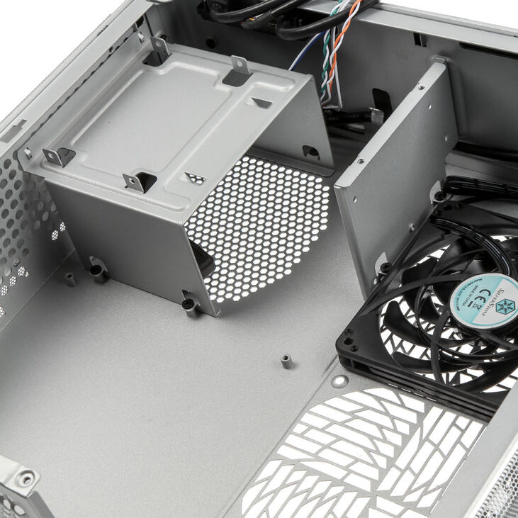 SilverStone SST-FTZ01S Fortress Mini-ITX case - silver image number 6