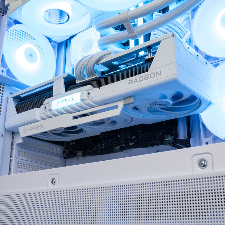 Gaming PC Icebreaker, AMD Ryzen 5 9600X, RX 9070XT - Pre-built PC image number 6