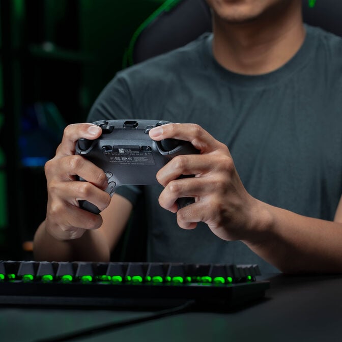 Razer Wolverine V3 Pro 8K Wireless PC Controller, 8000 Hz HyperPolling, Anti-Drift &ndash; Black image number 10
