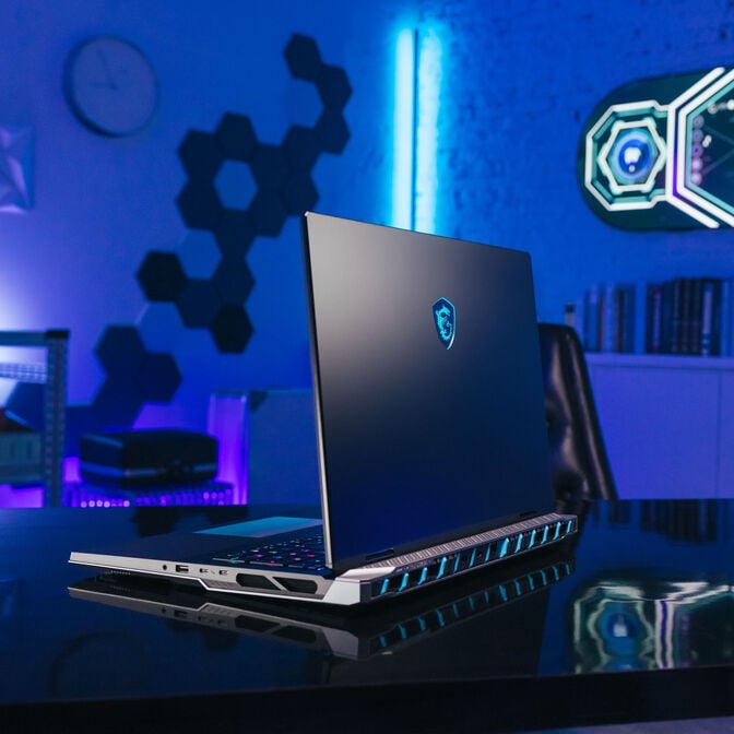 MSI Titan 18 HX AI A2XWIG-073,  45,8 cm (18 Zoll), 120Hz, Core Ultra 9 285HX, RTX 5080 Gaming Laptop image number 21
