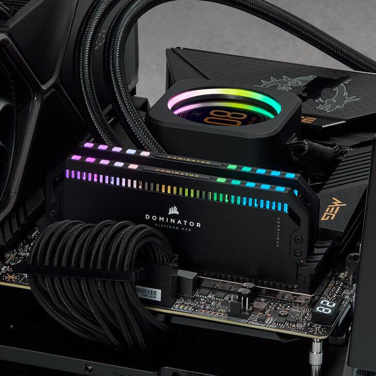 Corsair Dominator Platinum RGB DDR5-6400 RAM, CL32, XMP - 32 GB Dual-Kit, black image number 4