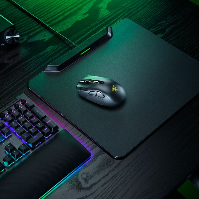 Razer Naga V3 Pro image number 12