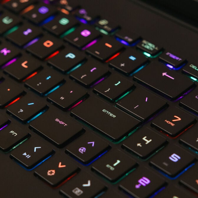 MSI Titan 18 HX AI A2XWIG-073,  45,8 cm (18 Zoll), 120Hz, Core Ultra 9 285HX, RTX 5080 Gaming Laptop image number 22