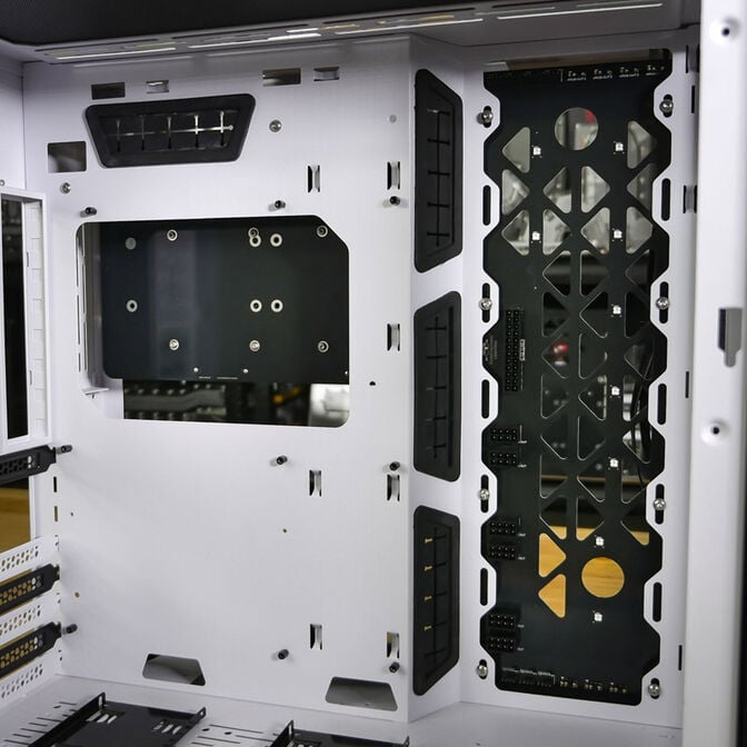 Singularity Computers  PowerBoard PC-O11D image number 6