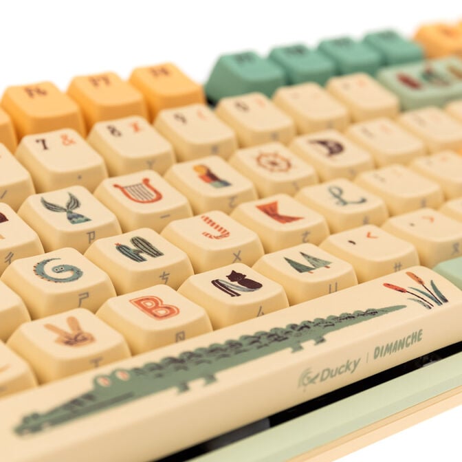 Ducky x Dimanche One 2 Pro Gaming Keyboard, Peter Pan - Varmilo V2 Iris (US) image number 5