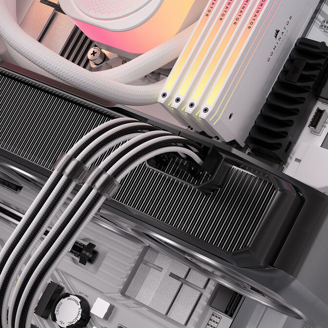 Corsair Premium Sleeved 12V-2x6 zu 2x 6+2-Pin-PCIe-Kabel, Universal - schwarz/wei&szlig; image number 4