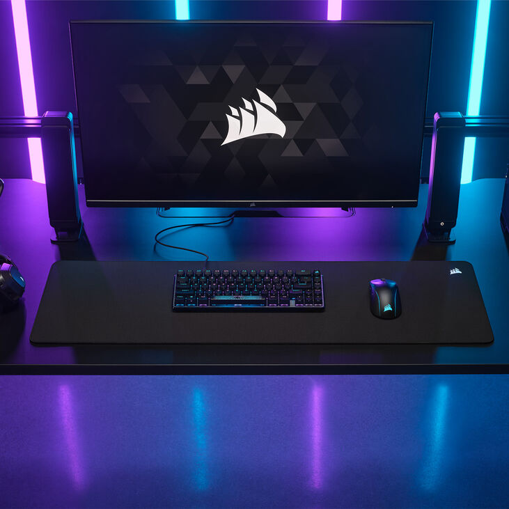 Corsair MM500 v2 Hybrid Fabric Gaming Mouse Pad, extended - black image number 4