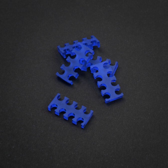 King Mod Service 8-Slot Cable Comb 4mm large - blue - set of 5 image number 0