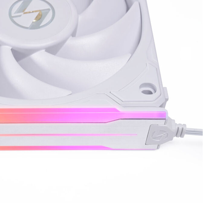 Lian Li UNI FAN P28 L&uuml;fter, 3er Pack - 120mm, wei&szlig; + 6x Side ARGB Stripes image number 11