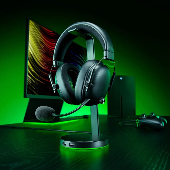 Razer BlackShark V3 Gaming Headset, for Xbox - black image number 6