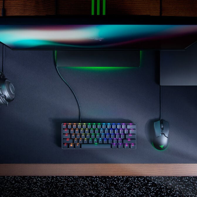 Razer Huntsman Mini Black Gaming Keyboard, Clicky Purple optical - black image number 6