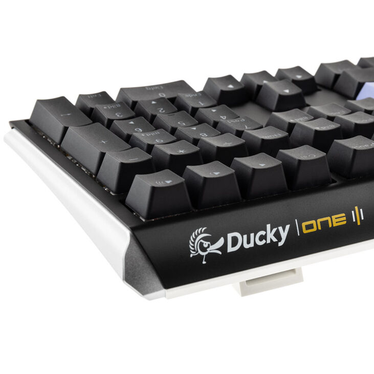 Ducky One 3 Classic Black/White Gaming Tastatur, RGB LED - MX-Black image number 6