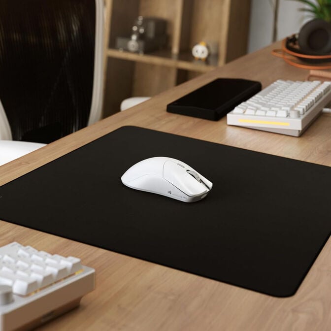Glorious Model O 2 PRO Wireless - 4K/8K Polling - White image number 3