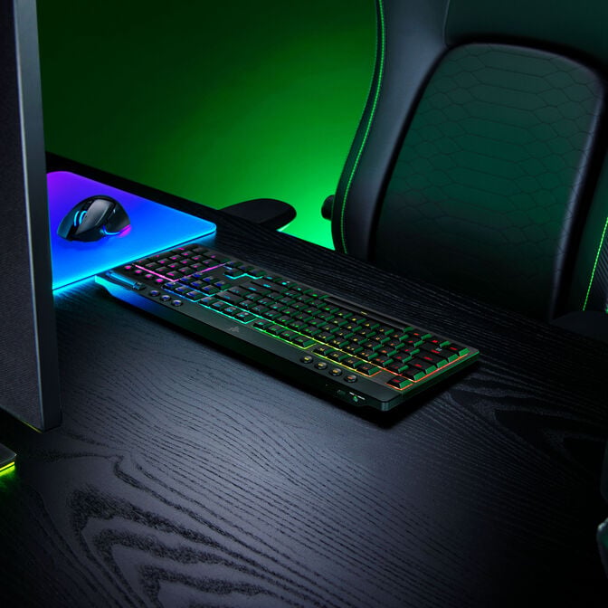 Razer BlackWidow V4 Low-profile HyperSpeed (Orange Switch) - German Layout image number 11