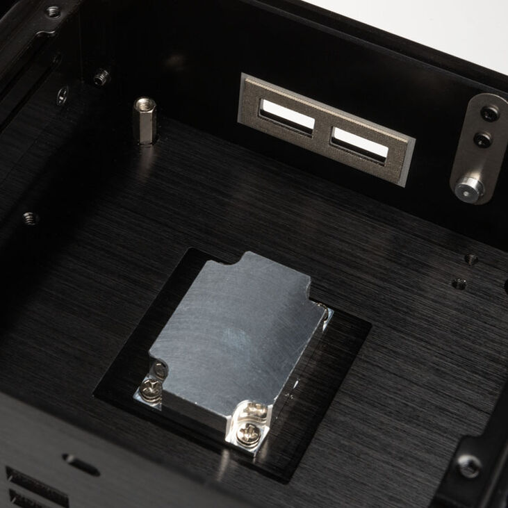 Akasa Turing TN UCFF case (Intel NUC), OEM - black image number 7