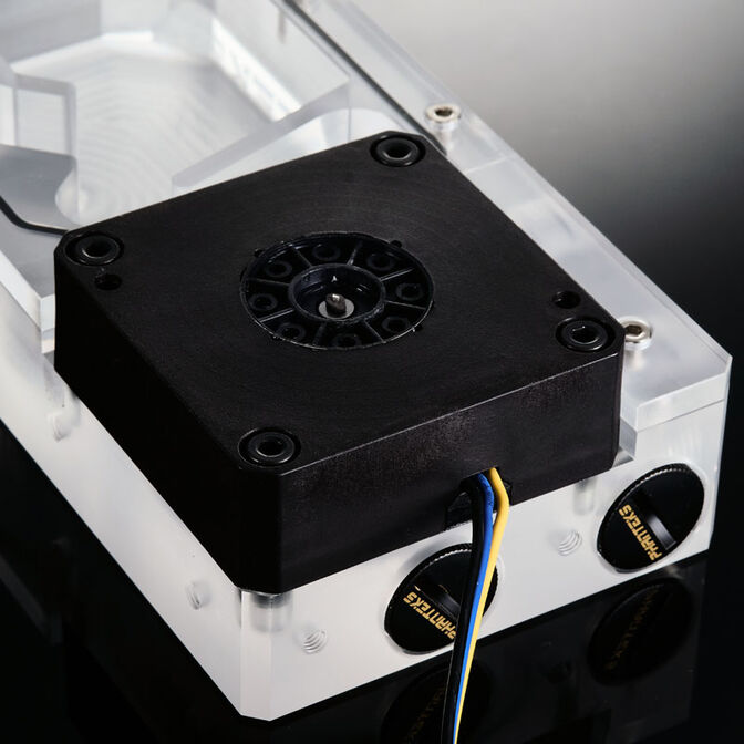 PHANTEKS R220C Reservoir - Transparent Acrylic Backplate, DRGB-LED image number 8