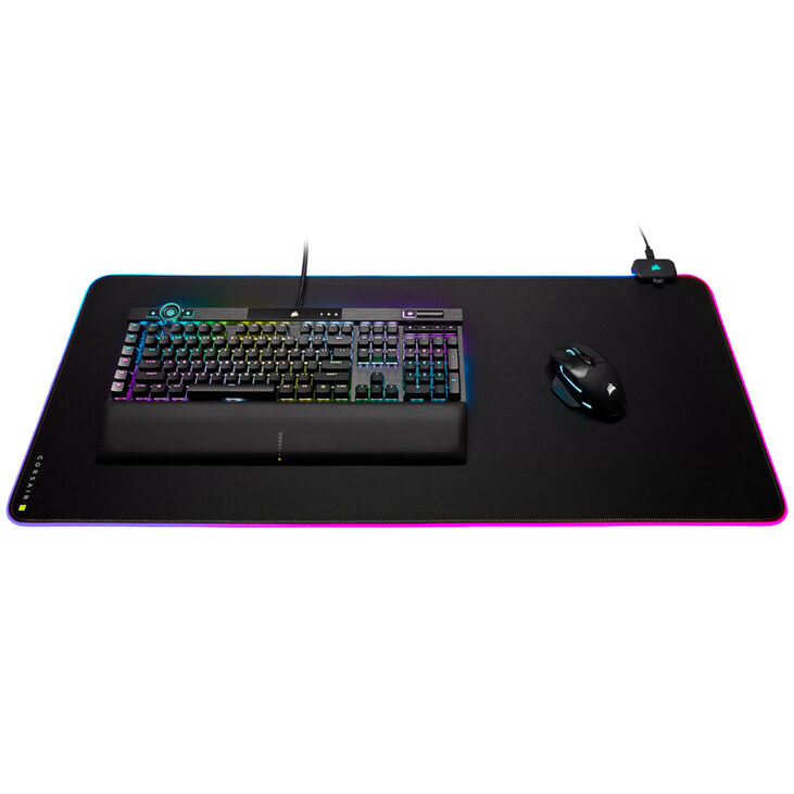 Corsair MM700 RGB Extended Gaming Mauspad - Extended Edition image number 3