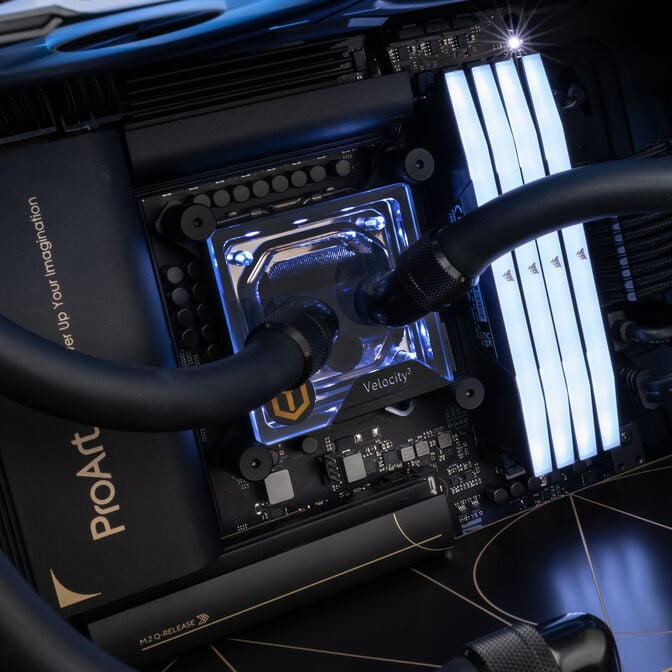 King Mod Gaming-PC Red Nova, AMD Ryzen, NVIDIA GeForce RTX 5090 - Custom Wasserk&uuml;hlung image number 4