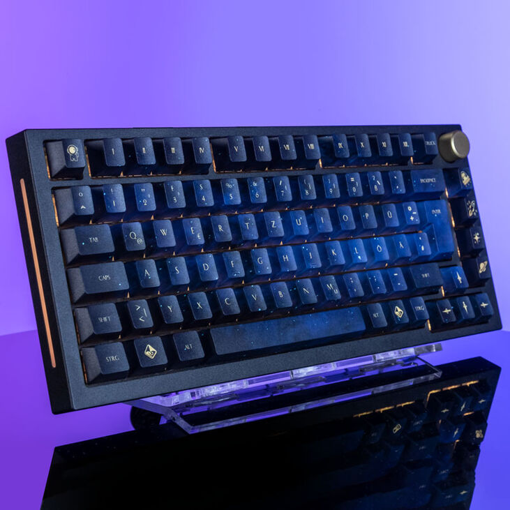 GMMK Pro ISO Custom Keyboard Configurator - Nebula image number 2