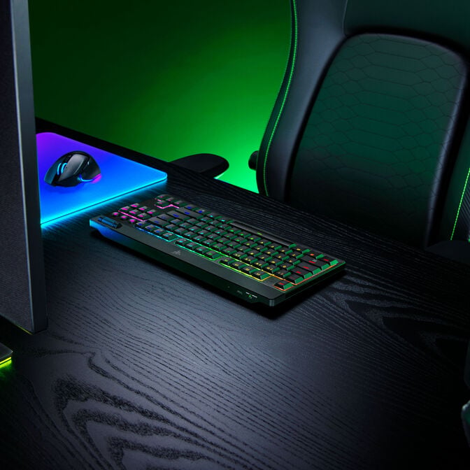 Razer BlackWidow V4 Low-Profile Tenkeyless HyperSpeed Gaming Keyboard, RGB - Orange Switches, ISO (DE) image number 9